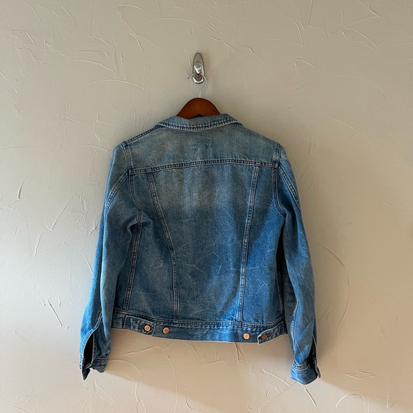 J.Crew Women’s Medium Wash Denim Jacket Small - Picture 2 of 3